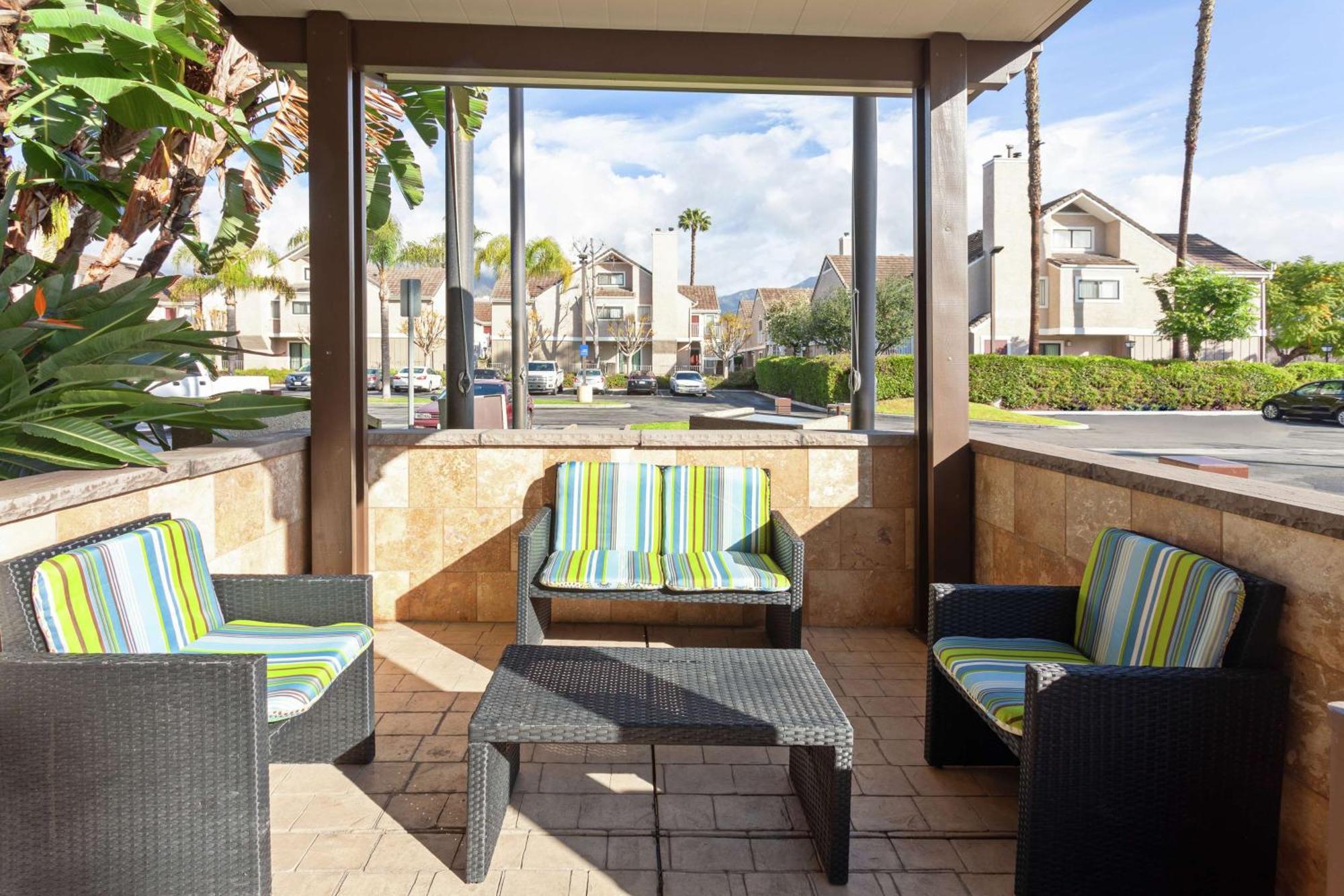 Hotel Hampton Angeles/arcadia 3*