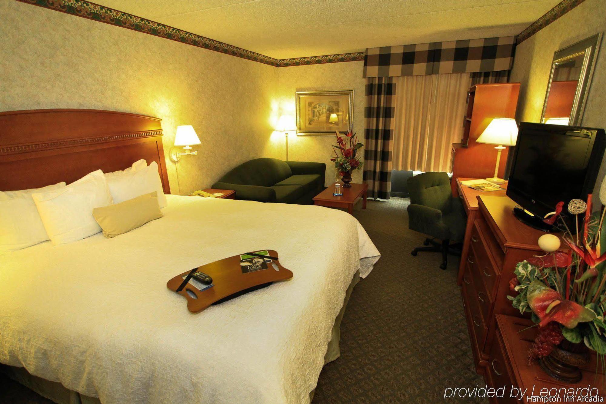 Hampton Angeles/arcadia Hotel 3*