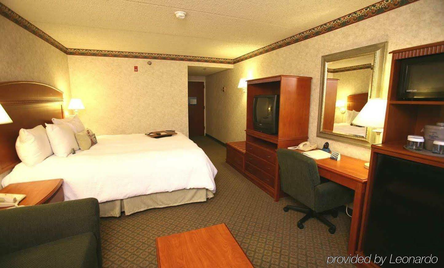 Hotel Hampton Angeles/arcadia